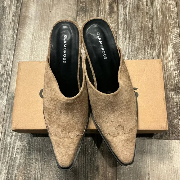 Glamorous Taupe Pointed Mule Heels Size 8 - Picture 16 of 16